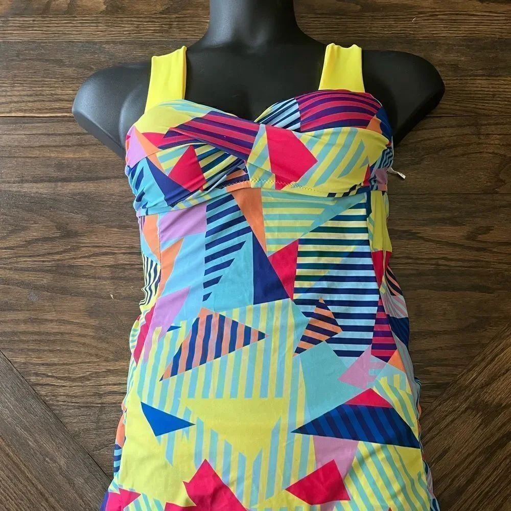 PRETTY LITTLE-THING tankini 